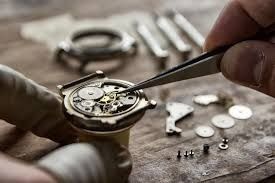 Réparation montre de précision Maroc — إصلاح الساعات بدقة